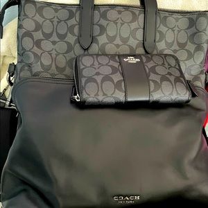 Coach black and gray crossbody
